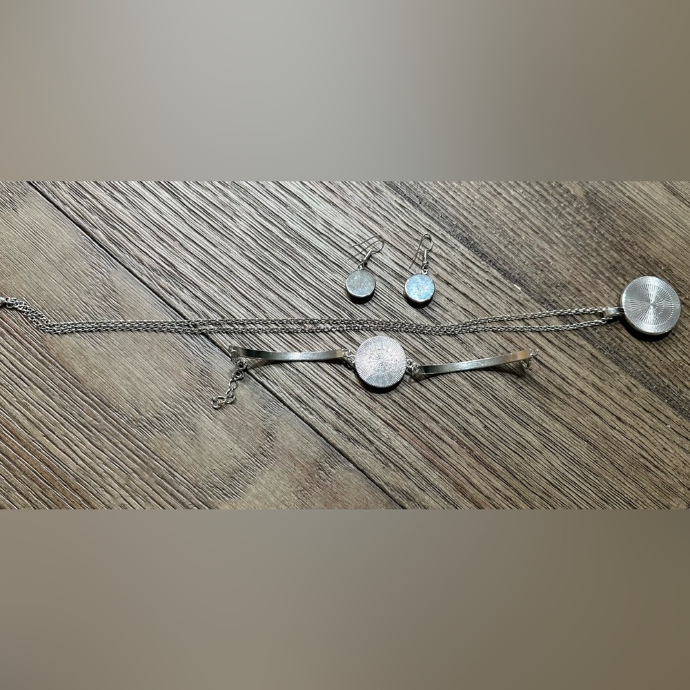 4 Piece Baseball Themed Jewelry Set - Picture 7 of 11